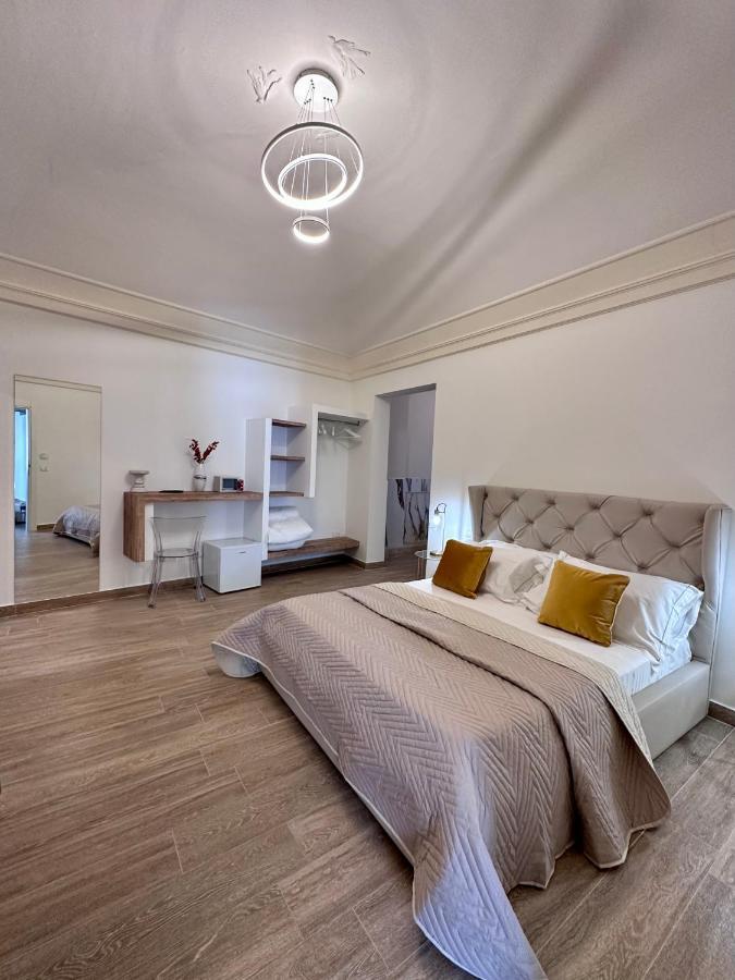 Nerina Hotel คาตาเนีย ภายนอก รูปภาพ